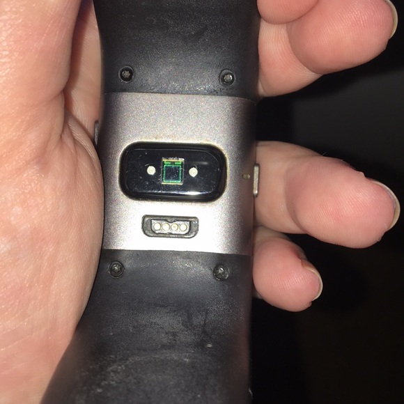 working fitbit surge - Picture 3 of 5